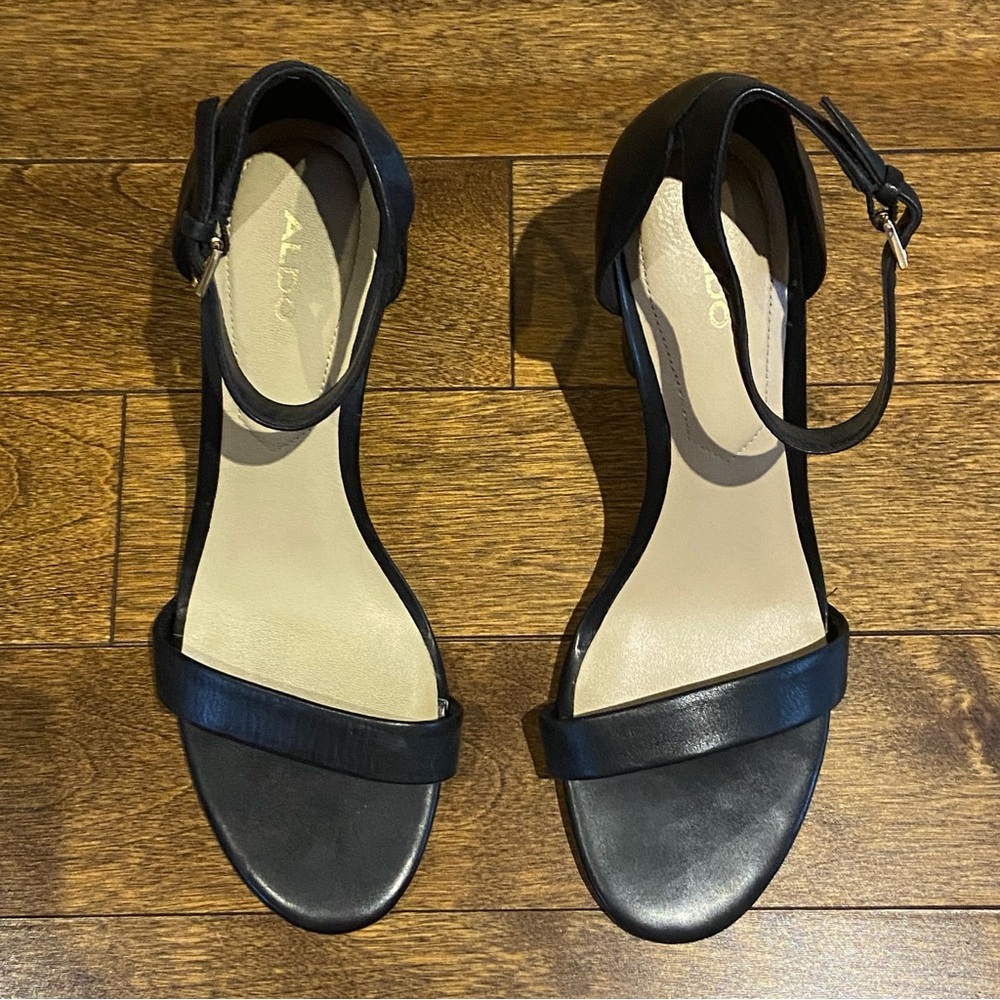 Aldo Black Leather Block Heel Sandal 7.5